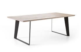 Janek 180 X 90 Cm Esstisch Wildeiche Oder Eiche Gekalkt Massiv Mit Gestell Aus Metall In Antiklook Mesa Madeira Moveis De Metal Mesa De Jantar