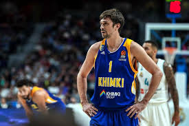Get the real details of overseas basketball and exactly how much money basketball players make. The Top 10 Euroleague Salaries Page 11 Of 11 Eurohoops