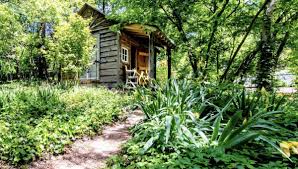 As a result, the malibu mansion that has been the scene of the bachelor and the bachelorette is vacant — and, for the first time ever, can be rented feature image courtesy of airbnb/getty images. 9 Best Airbnbs In Dallas You Can Book Right Now Out Of Town Blog