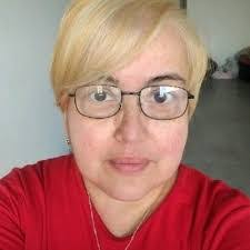 Suzanne Caruso's Instagram, Twitter & Facebook