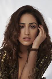 Watch gunaah web series episode 1 : Yami Recalls The Time She Was Against Sporting Short Hair British Asia News