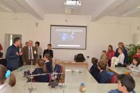 Calea severinului 2g, craiova, romania. Centru De ExcelenÈÄ Pentru Elevii Din BraÈov Care Merg La Olimpiade Europa Fm