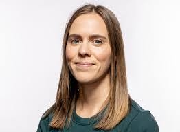 Lynnette Sweet's Instagram, Twitter & Facebook