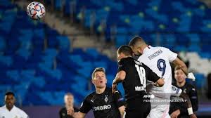 .el real madrid encara hoy un partido catalogado por todos como final, dependiendo de sí mismo ante el borussia mönchengladbach, en entre estos, el real madrid más irregular e impredecible. Bisozt Aee2jkm