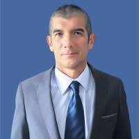 4 perfiles de «Roberto Fallaque»