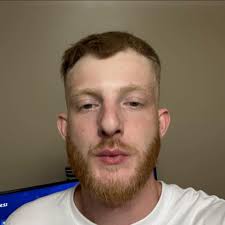 She stayed the night at her BABYDAD house & this was her excuse..