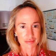 Anna Musto's Instagram, Twitter & Facebook