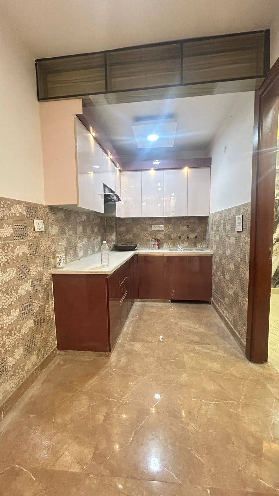 real estate 2 BHK flat for sale in Dwarka Mor product image