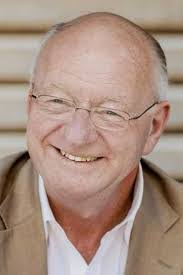 Edward Batty's Instagram, Twitter & Facebook