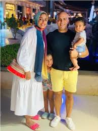 واوضح الفريق عبد الفتاح السيسي كذلك ان التفويض وخروج ملايين الشعب كان يحمل رسالة الى انصار مرسي و الاخوان للقبول بهذه الخارطة وتقبل الواقع الجديد، واخيرا كان موجها الى رجال الجيش والشرطة ليدركوا المسئولية المحمولة على عواتقهم والامانة التي كلفهم بها الشعب. Abrqd8g83ymubm