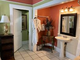 The nation's oldest city has more to offer than just over 400 years of history, great monuments, and breathtaking architecture. Casablanca Inn On The Bay 180 Photos 78 Reviews Hotels 24 Avenida Menendez Saint Augustine Fl Phone Number