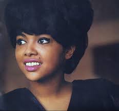 Dossier] Tammi Terrell, l'histoire tragique de l'étoile oubliée de la  Motown.