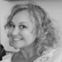 Cassie Bee's Instagram, Twitter & Facebook