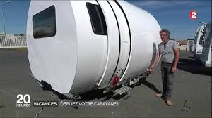 Elles sont toutes équipées et offrent un couchage de qualité pour que vous profitiez au maximum de vos vacances. Vacances Le Grand Retour Des Caravanes Pliantes France2 Journal 20h Le 25 Juillet 2016 Youtube