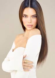 Kendall nicole jenner made her first television appearance in the popular series 'keeping up with the kardashians'. Kendall Jenner Height Weight Age Boyfriend Body Statistics Biography