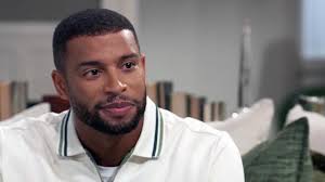 Character analysis of sir from behind the gates