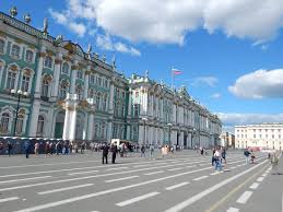 The city is situated on the neva river. Eremitage In Sankt Petersburg Bild Von St Petersburg Nordwestrussland Tripadvisor