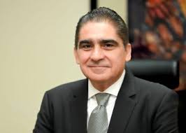 Honran su trayectoria