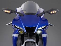 The official product page of the r1. Yamaha Motor Launches 2020 Yzf R1 And Yzf R1m In Europe Supersport Flagship Models With Further Advanced And Enhanced Track Performance News Releases Yamaha Motor Co Ltd