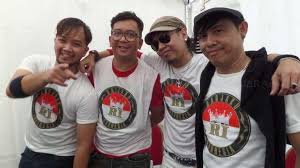 Grup musik asal banjarmasin ini dibentuk pada 2001 dan telah menghasilkan 8 buah album. Radja Gunakan Konser Hut Ri Untuk Sambut Indra Dan Seno
