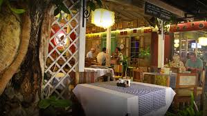 Take a look through our photo library, read reviews from real guests and book now with our price guarantee. Sendok Bali Balinese Restaurant Group