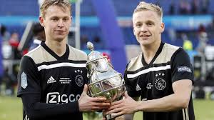 Psv, ajax, az alkmaar, feyenoord, groningen, pec zwolle, vitesse, amsterdamsche fc, heerenveen, heracles, utrecht, twente 196. Knvb Beker Wordt Hervat Met 23 Profclubs Zaterdag Loting Tussenronde Nos