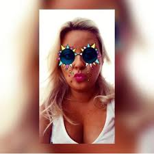 Vicky Bateman (@VickyBateman87)