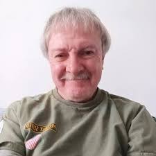 Edward Malo's Instagram, Twitter & Facebook