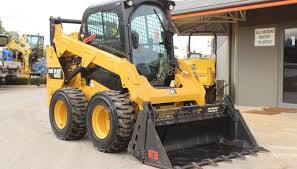 Don't miss our end of year sale! Cat Unveils 16 New Skid Steer And Compact Track Loader Models Awj Machines Construction More