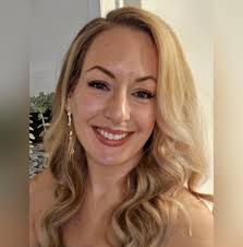 Best spot to go around here to see sunrise? I'm not interested in hiking  but looking for a drive up spot so my daughter and I can have a car picnic.  Someplace