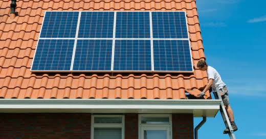 Solar battery self-consumption: how to use more of your own rooftop power