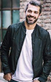 Info su luca argentero biografia filmografia discografia video foto citazioni curiosità frasi celebri qui puoi conoscere la carriera e le curiosità sulla vita privata di luca argentero, leggere le notizie più. Luca Argentero E I Suoi 8 Gradi Di Seduzione