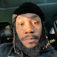 Caleb Seeger's Instagram, Twitter & Facebook