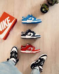 4k/hd/mobile wallpapers of your favorite sneakers featuring nike, air jordan, adidas, under armour and so much more! 500 Sneakers Pictures Hd Download Free Images On Unsplash