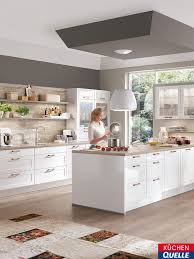 eine klassische kuche mit einem hauch extravaganz so konnte man die norina 6676 alpinweiss hochglanz lac modern country kitchens kitchen models country kitchen