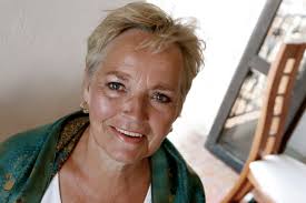 Linda MacNaughton Obituary