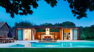 11 Idees Pour Integrer Un Pool House Moderne A Cote De Votre Piscine