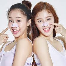 Kriesha Chu And Nancy Mcdonie Momoland For Holika Holika Asian Makeup Korean Beauty Kpop Girls