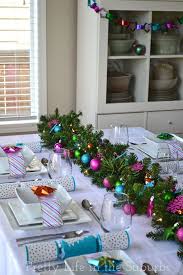 Colourful Christmas Table Setting 2a Pretty Life Christmas Table Settings Diy Christmas Table Christmas Table