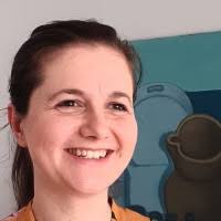 J'aime écrire, peindre, dessiner, et laisser ma créativité faire ce qui lui plait. Lia Zarantonello Full Professor Of Marketing University Of Roehampton Linkedin