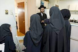 Holy week in spain 28 march, 2018; Des Laquo Talibans Juifs Raquo Dans Les Laurentides La Presse