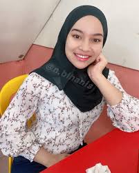 Waktu mula dulu kita bersama. Untitled In 2021 Model Fashion Hijab