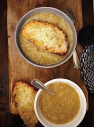 Soupe Onctueuse A L Oignon Et Crouton Au Cheddar Ricardo Recipe Croutons Ricardo Recipe Recipes