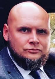 He is an actor, known for other people (2021), asymetria (2020) and komisarz alex (2012). Lombard Zycie Pod Zastaw 2017 Pelna Obsada Filmweb