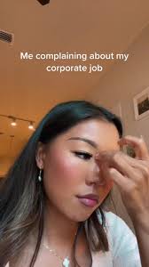 #corporate #corporatelife #happyhour #corporatetiktok #officelife  #ShowUrGrillSkillz #corporategirl #womeninfinance #officehumor