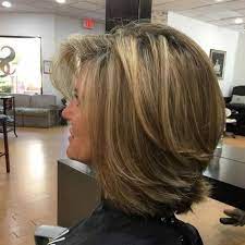 Medium Geschichtetes Haar Neueste Haar Pin Styles De Coiffures Coiffures Coupes De Cheveux Coupe De Cheveux