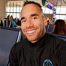 🌟 𝙒𝙝𝙖𝙩'𝙨 𝙩𝙝𝙚 𝙗𝙚𝙨𝙩 𝙥𝙖𝙧𝙩 𝙤𝙛 𝙖𝙩𝙩𝙚𝙣𝙙𝙞𝙣𝙜 𝘾𝙁𝙊  𝙇𝙚𝙖𝙙𝙚𝙧𝙨𝙝𝙞𝙥 𝘼𝙬𝙖𝙧𝙙𝙨 𝙖𝙩 𝙍𝙤𝙘𝙠𝙚𝙛𝙚𝙡𝙡𝙚𝙧 𝘾𝙚𝙣𝙩𝙚𝙧? 