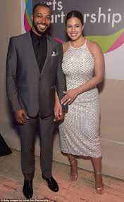 Graham is 32 years old as of october 30, 2019. Ashley Graham S Family Didn T Accept Husband At First Daily Mail Online