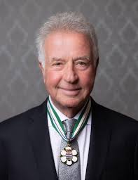 Two If by Sea (1996)