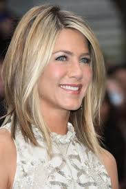 In your 30s you need a hairstyle you can still have some fun with, but you can't get away with some of the, uh, experimental styles you had in your 20s. 30 Modern Medium Hairstyles For A Clean Cut Hollywood Look Page 2 Of 2 Cute Diy Projects